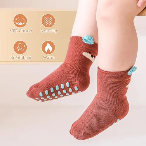 Vista 2 de Adorable diseño de animales de dibujos animados calcetines de algodón antideslizantes para bebés, 5 pares de calcetines antideslizantes para niños