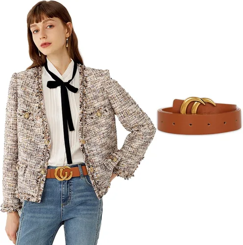 Vista 218 de Cinturón de cuero clásico con hebilla de metal para mujer con vestido de jeans