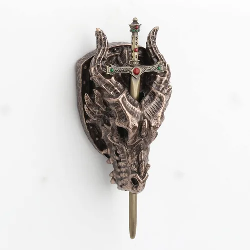 Vista 2 de Veronese Design 6 1/4 Dragon Skull Trofeo Espada Vaina Escultura de pared de resina Acabado Bronce Abrecartas