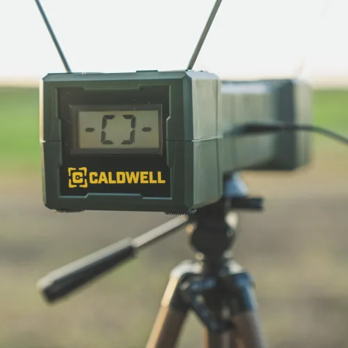 Vista 4 de Caldwell Ballistic Precision Chronograph with FPS and MPS Readings, Sun Screens and Large LCD Screen for Range Shooting