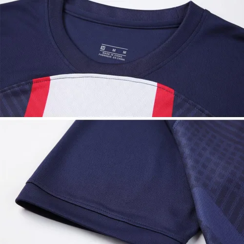 Vista 2 de Nuevo uniforme de fútbol #30 para niños y jóvenes, camiseta de fútbol con muñeca y calcetín, conjunto de regalo para niños y niñas, Azul Rojo