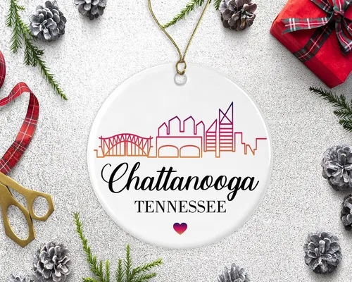 Vista 2 de Chattanooga - Adorno de horizonte – Adornos de Tennessee – Adorno de Chattanooga Tn – Regalo para hombres y mujeres – Regalo de cerámica
