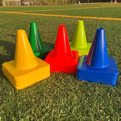 Vista 17 de LVL10 Pro - Conos de entrenamiento de fútbol de 6 pulgadas para deportes, para ejercicios de baloncesto, fútbol, baloncesto y agilidad, marcadores