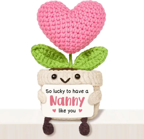 Vista 33 de Regalos de cumpleaños número 16 para niñas, flor de corazón rosa de ganchillo hecha a mano, regalos de dulces 16 para niñas, decoraciones