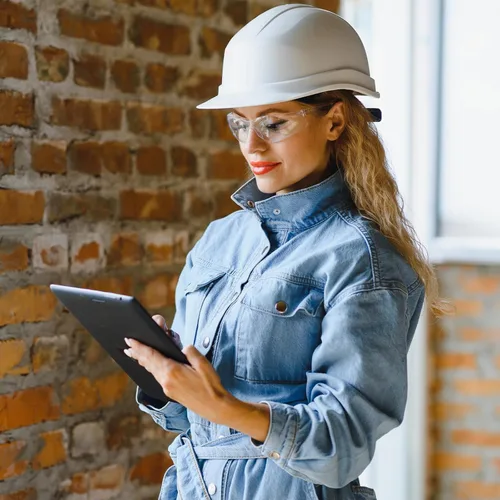 Vista 5 de Paquete de 150 gafas de seguridad transparentes, ligeras, protectoras para uso en interiores y exteriores, mujeres y hombres, trabajo, laboratorio