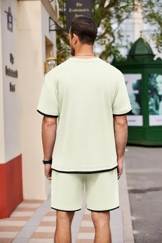 Vista 53 de COOFANDY Conjunto de camisa y pantalones cortos de gofre para hombre, conjunto de 2 piezas, conjunto casual de verano con bolsillos