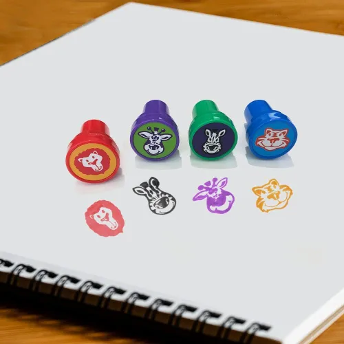 Vista 4 de ArtCreativity Sellos de animales del zoológico para niños, juego de 24, sellos preentintados surtidos, recuerdos de fiesta de cumpleaños