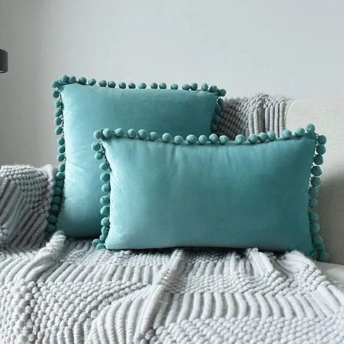 Vista 18 de vctops Funda de cojín lumbar con pompones, de terciopelo suave, sólida, decorativa, para sofá, dormitorio o automóvil, 1 pieza