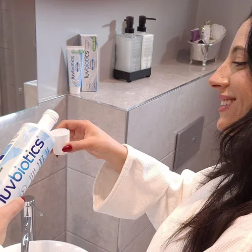 Vista 7 de Luv Biotics Enjuague bucal sin alcohol con probióticos orales, xilitol para un aliento fresco, salud de las encías y soporte para el microbioma