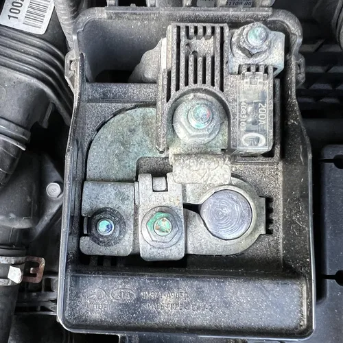 Vista 5 de EDS Nuevo reemplazo 18980-08110 189808110 200Amp fusible de batería C para Hyundai Kia Sedona Soul Rio etc w tuercas