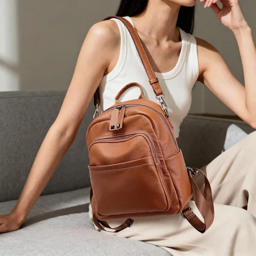 Vista 4 de BOYATU Mochila de cuero genuino para mujer mochilas suaves convertibles antirrobo - Elegante mochila de viaje para mujer (01 mediano-marrón caramelo)