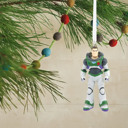 Vista 5 de Hallmark Disney/Pixar Lightyear Buzz Lightyear Adorno Navideño Colgante