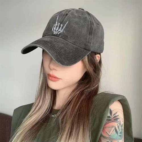 Vista 4 de Sombrero de mano unisex con esqueleto de calavera, bordado de huesos de Halloween, ajustable, de algodón lavado, gorra de béisbol de mezclilla