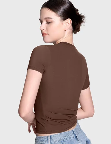 Vista 4 de PUMIEY Camiseta básica de manga corta con cuello redondo para mujer, con doble forro, ajustada, colección Smoke Cloud Pro