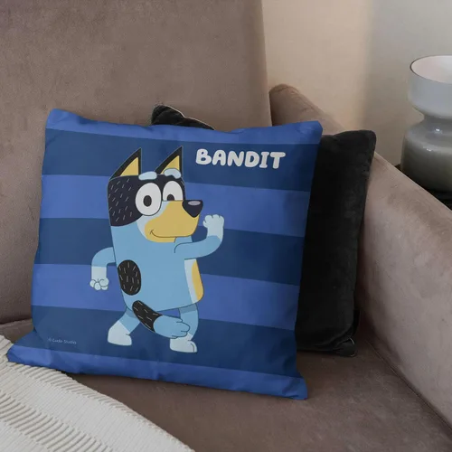 Vista 2 de Northwest Almohada Bluey, 18" x 18", Roll Call Bandit