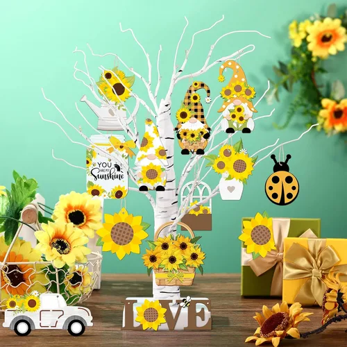 Vista 7 de Paquete de 48 adornos de gnomo de girasol para árbol de verano, colgante de madera con flores amarillas, decoraciones de fiesta de verano, recuerdos