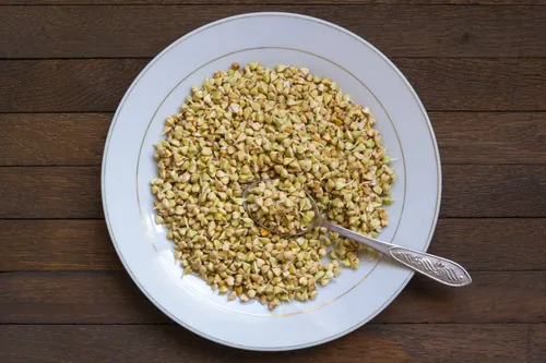 Vista 5 de Granados de trigo sarraceno, 16 libras – Granos enteros cascados, crudos, kosher, vegano, Sirtfood, granel, buena fuente de fibra dietética, cobre
