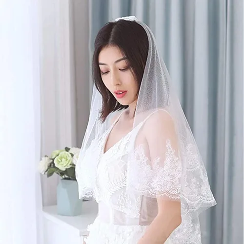 Vista 2 de Brinote Velos de boda con lentejuelas y borde de encaje para novias velo corto de 2 niveles longitud a la cadera velos de novia con peine brillante