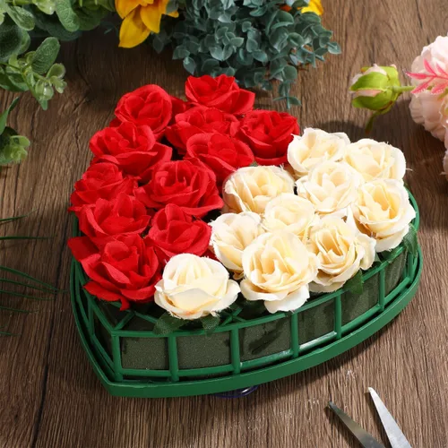 Vista 3 de EXCEART Espuma floral en forma de corazón con 4 ventosas, bloques de esponja de floristería húmeda verde para decoración de autos de boda, ladrillos