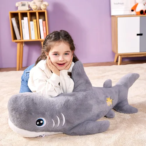 Vista 7 de IKASA Juguete de peluche de tiburón gigante, 39 pulgadas, juguetes suaves grandes y bonitos, enorme tamaño grande, esponjoso, de gran