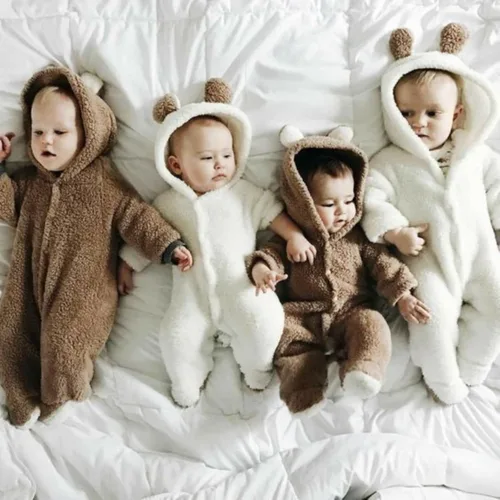 Vista 6 de Mameluco unisex de forro polar para bebé con capucha y pies para invierno para exteriores 0-18 meses