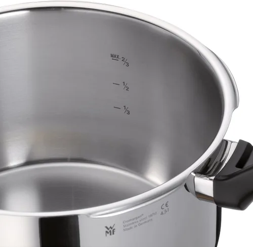 Vista 4 de WMF Perfect Plus - Olla a presión (3 litros, 8.7 in, diámetro de 8.7 in, hecha en Alemania), acero inoxidable Cromargan, apta para placas