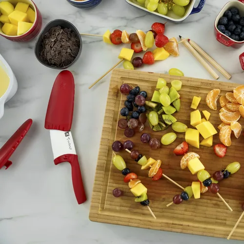 Vista 9 de ZWILLING TWINNY - Cuchillo de chef para niños, color rojo
