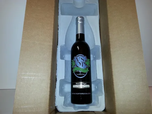 Vista 2 de VSOP Vinagre balsámico blanco envejecido con miel y jengibre de Módena (12.68 oz)