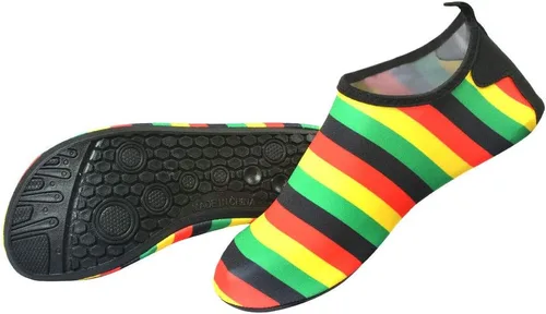 Vista 2 de Zapatos de agua para mujeres y hombres de secado rápido, zapatos de playa para surf al aire libre, yoga, ejercicio, bandera de Jamaica, Caribe