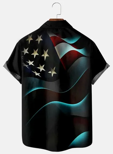 Vista 2 de QIVICIMA Camisas de manga corta con botones para el día de San Patricio para hombre, diseño de trébol verde, camisas casuales