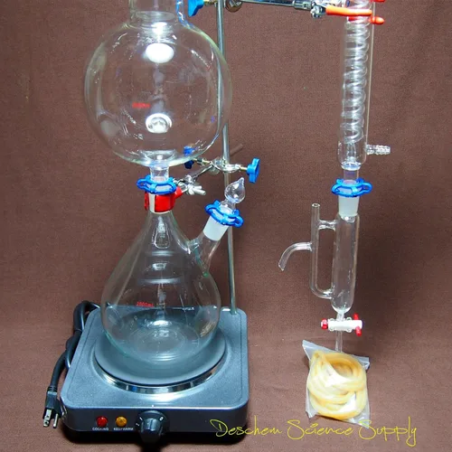 Vista 3 de Aparato de destilación de vapor de aceite esencial, estufa caliente, con condensador de Graham