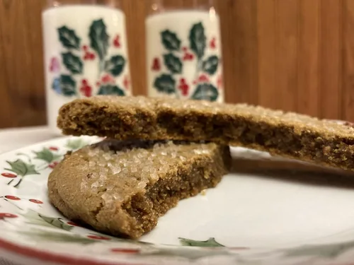Vista 4 de ¡Galletas de jengibre y melaza! 3 Galletas caseras grandes de 5 pulgadas!