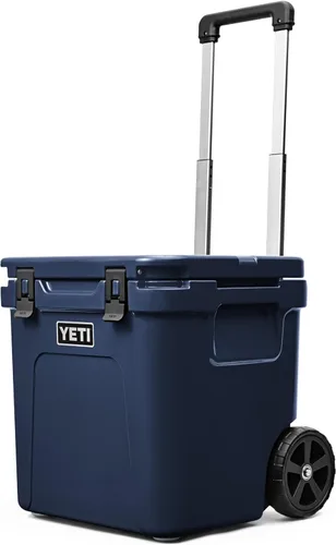 Vista 14 de YETI Roadie 48 - Hielera con ruedas y mango retráctil de periscopio