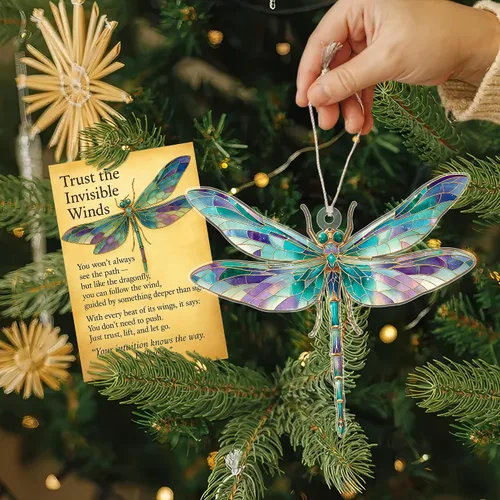 Vista 2 de Adorno de libélula atrapa-sueños con tarjeta de historia, regalos de libélula para mujeres, adorno navideño de libélula, idea de intercambio