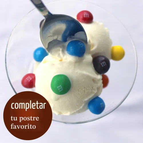 Vista 9 de M&M'S - Caramelos navideños de chocolate con leche y caramelo - Bolsa de caramelos a granel resellable tamaño fiesta, 34 onzas