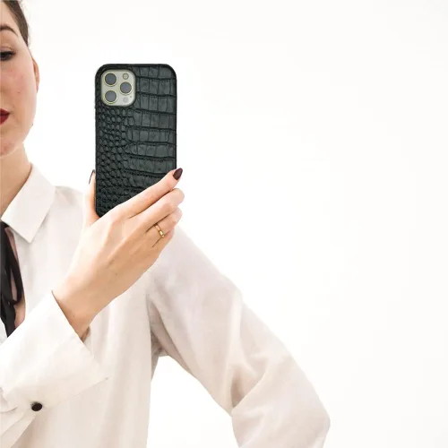 Vista 8 de Funda de cuero para iPhone 13 Pro, diseño clásico retro, suave TPU delgado, a prueba de golpes, funda de cuero de diseñador para iPhone 13 Pro, moda