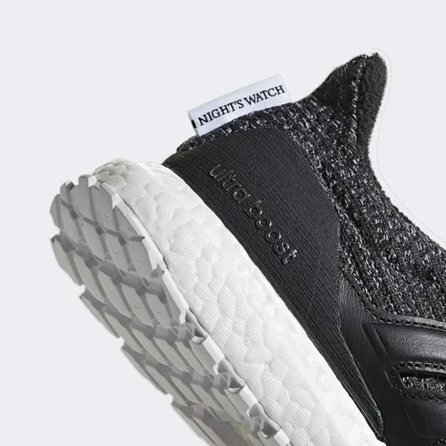 Vista 2 de adidas x Game of Thrones Ultraboost - Tenis para hombre