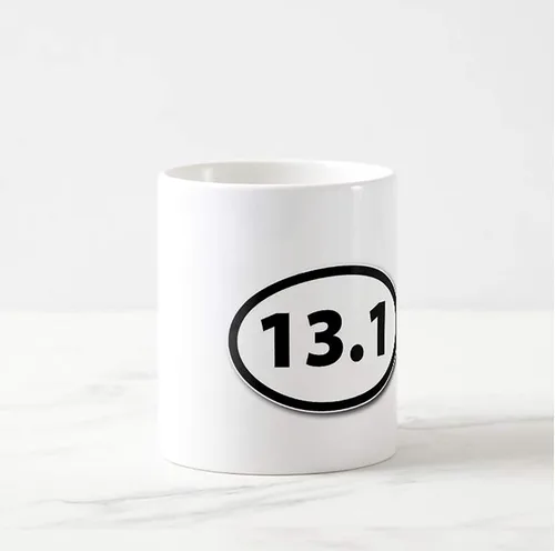 Vista 2 de D STICKY COMPANY 13.1 Half Marathon Black Taza de café de cerámica de 11 oz – El mejor regalo para corredores y entusiastas del maratón