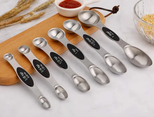 Vista 5 de Juego de 6 cucharas medidoras magnéticas de acero inoxidable de doble cara apilables cucharaditas para medir ingredientes secos y líquidos