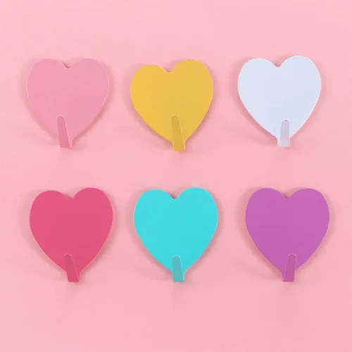 Vista 3 de Gancho de pared autoadhesivo en forma de corazón, gancho para puerta, ganchos decorativos fuertes de acero inoxidable para cocina y baño