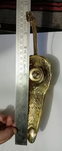 Vista 3 de Lámpara de aceite Aladdin de 100 % latón puro de 10 pulgadas, genio/Chirag ornamentado, latón dorado, juguetes vintage y regalos para niños, fiesta