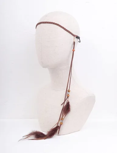 Vista 2 de Jumwrit Diadema de plumas bohemia, diadema india, hippie, gitana, tocado con borlas, cuerda de cáñamo ajustable, diadema con cuentas, accesorios