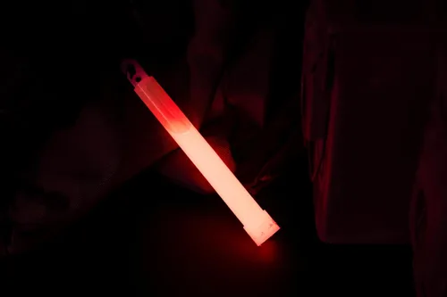 Vista 4 de Cyalume ChemLight, barras de luz química de grado militar, alta intensidad, 10, 10