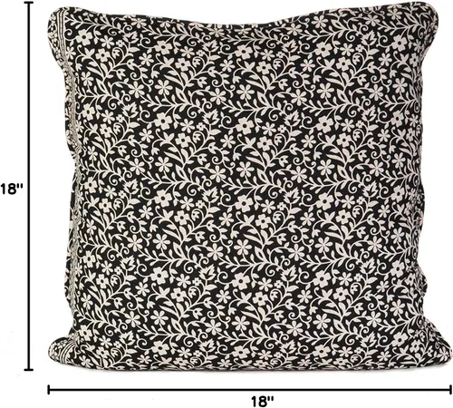 Vista 2 de Almohada, estampado floral negro
