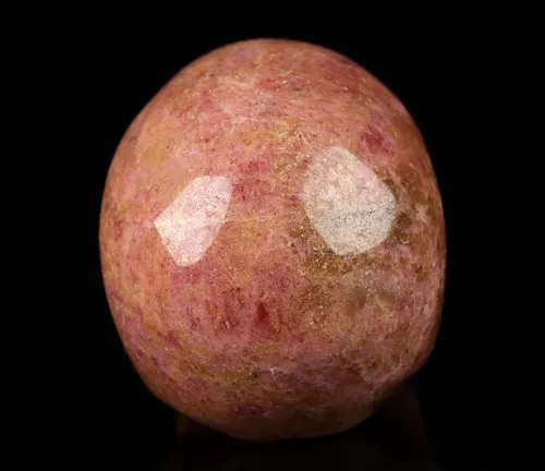 Vista 6 de Skullis Calavera de cristal de rodonita rosa y negra, escultura de arte fino de piedras preciosas talladas a mano, estatua de piedra curativa