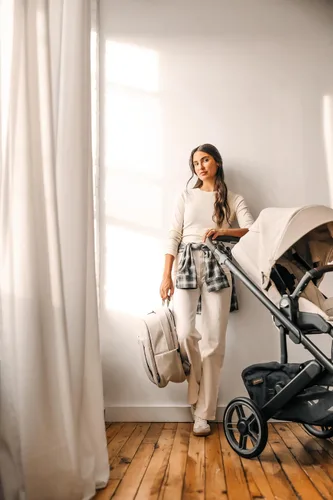 Vista 7 de UPPAbaby Mochila cambiador - Bolsillo para botella y portátil, funda para carrito - Ada Ada-sand Melange Cuero Castaño