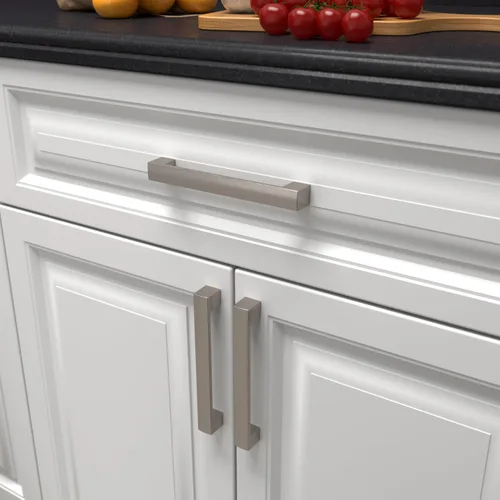 Vista 2 de Paquete de 10 tiradores de níquel cepillado con agujero central de 5 pulgadas Manijas de metal sólido para gabinetes de baño y decoración