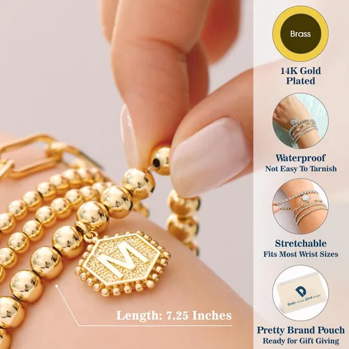 Vista 5 de doubgood - Pulseras de cuentas doradas para mujer, apilables, elásticas, chapadas en oro auténtico de 14 quilates, con dije de letras