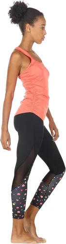 Vista 4 de icyzone - Camisa deportiva sin mangas para mujer de espalda cruzada para yoga y ejercicio