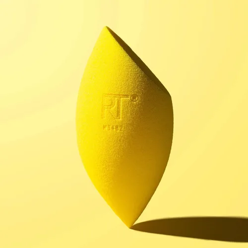 Vista 10 de Real Techniques Miracle Concealer Sponge, esponja de mezcla de maquillaje para corrector líquido y crema, forma alargada para una aplicación precisa